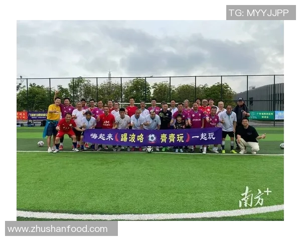 今晚精彩足球对决即将上演球迷们齐聚一堂共襄盛举